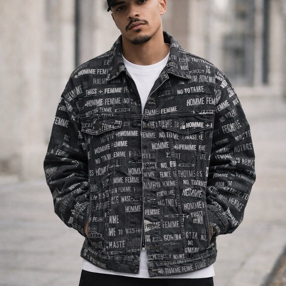 Homme + Femme Men's Black All Over Logo Print Button Front Denim Jacket Sz L